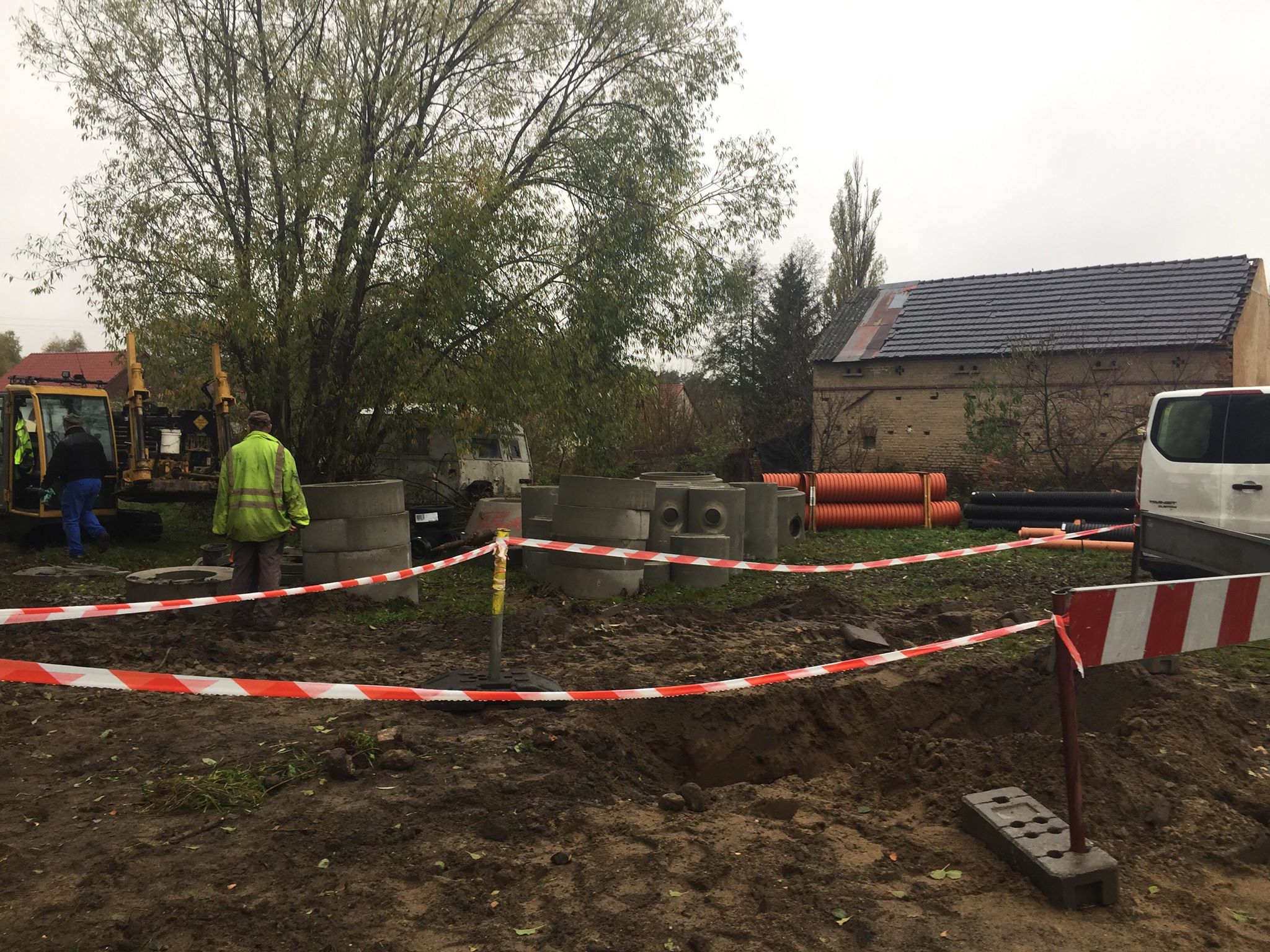 Ilustracja do informacji: Kanalizacja deszczowa w Słonem