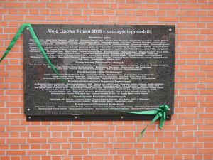 Miniatura zdjęcia: Odsłonięcie tablicy pamiątkowej nad Zalewem Świdnickim